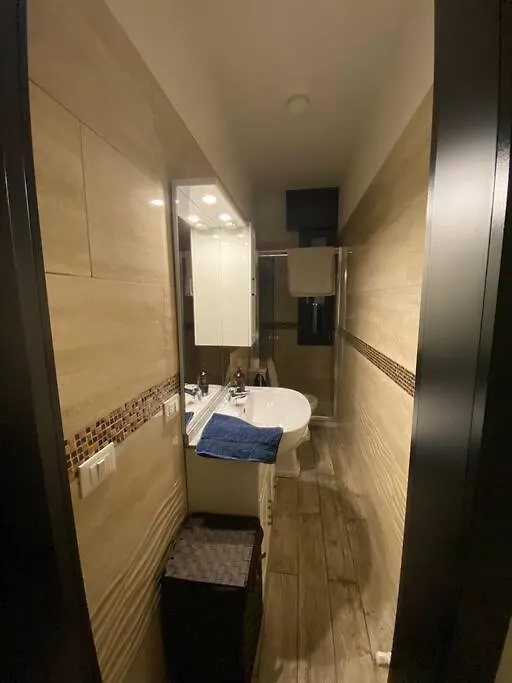 Appartamento Solo 1 Camera Da Letto Soggiorno Con Angolo Cottura Completo E Bagno Tutto Ad Uso Esclusivo Max 2 Persone Padua Apartment