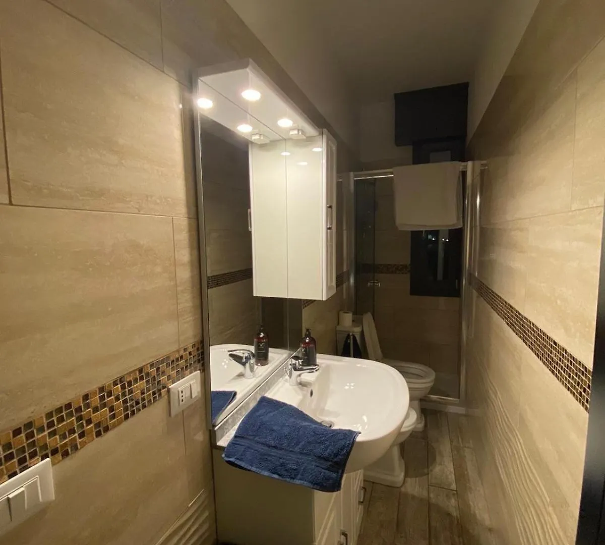 Appartamento Solo 1 Camera Da Letto Soggiorno Con Angolo Cottura Completo E Bagno Tutto Ad Uso Esclusivo Max 2 Persone Padua